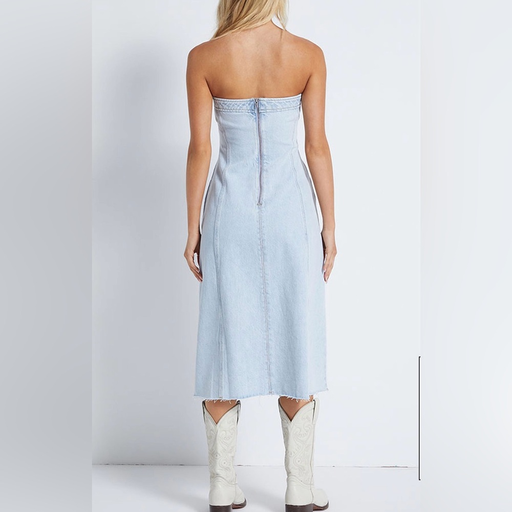 WeWoreWhat x Revolve Rigid Denim Strapless Midi Dress in Super Light Wash Size 2 - Picture 3 of 12